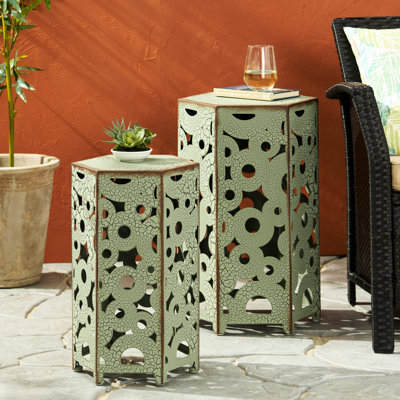 Tables d'appoint en fer forgé, style antique, design complexe, aucun assemblage requis, 32,5 cm (l) x 37 cm (p) x 57 cm (h), 4,48 kg, ensemble de 2 tables avec plateau, 57 cm (h) x 37 cm (p), deux incluses
