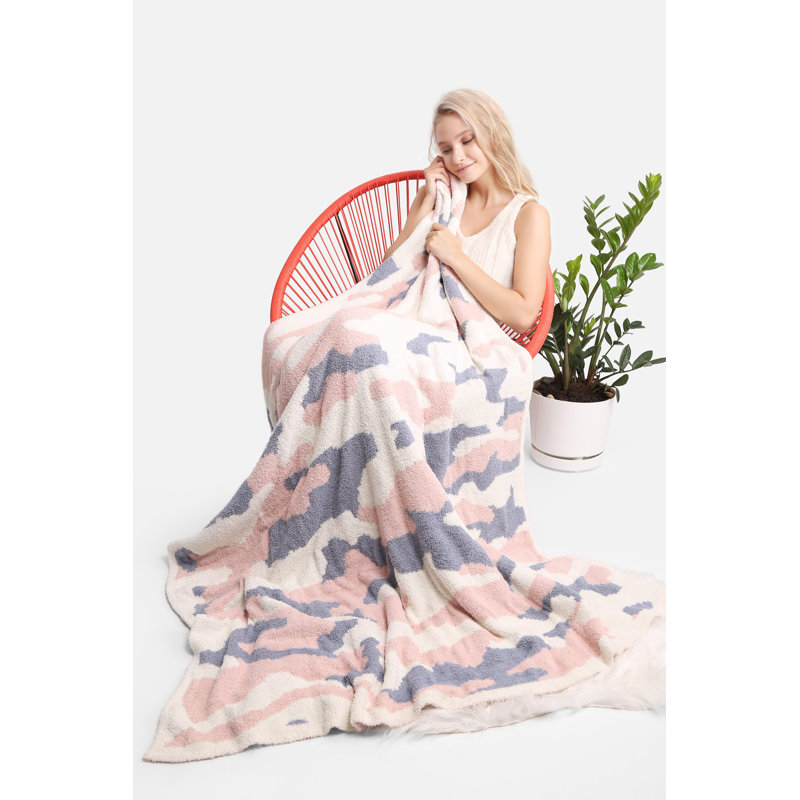 Polka Dot Pattern Luxury Soft Throw Blanket, Pink