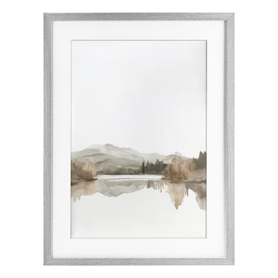 Reproduction encadrée sous verre Muy Soft Flowing Lake, design par Mona Grace