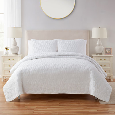 Microfiber 3 Piece Quilt Set