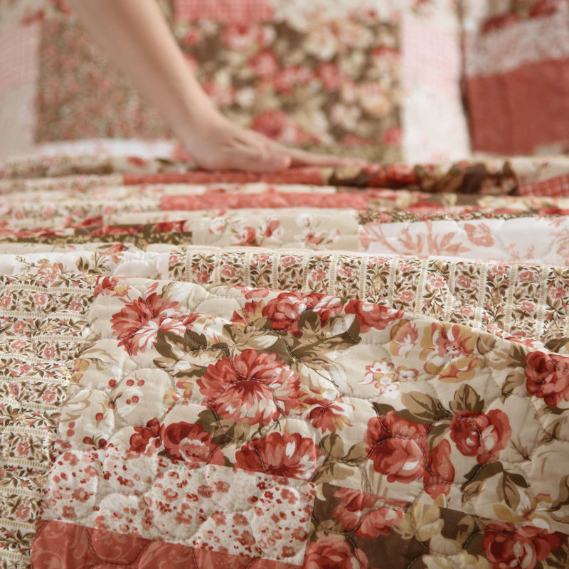 Harrietta Patchwork Pink and Beige Cotton Reversible Quilt Set