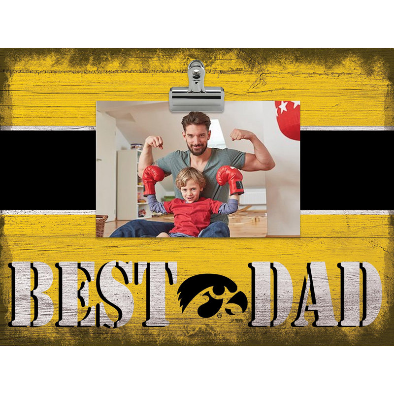 Entertainment Wall Decor, Iowa