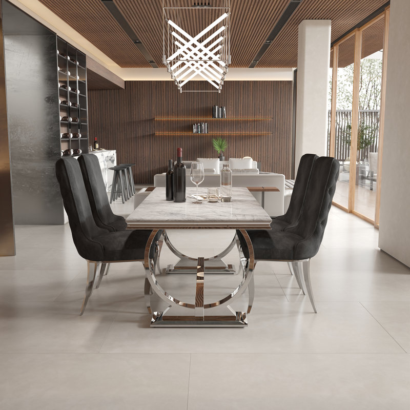 Ensemble de table de salle à manger Glam blanc et doré avec 4 chaises capitonnées en cuir blanc, 5