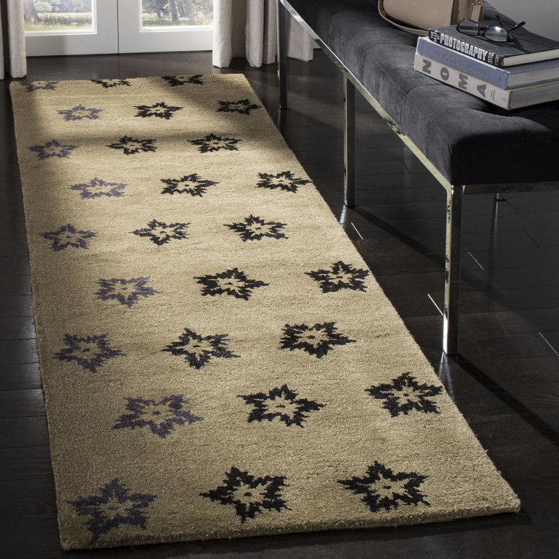 Soho Hand Tufted Wool Floral Rug, Rectangle 3'6" x 5'6"