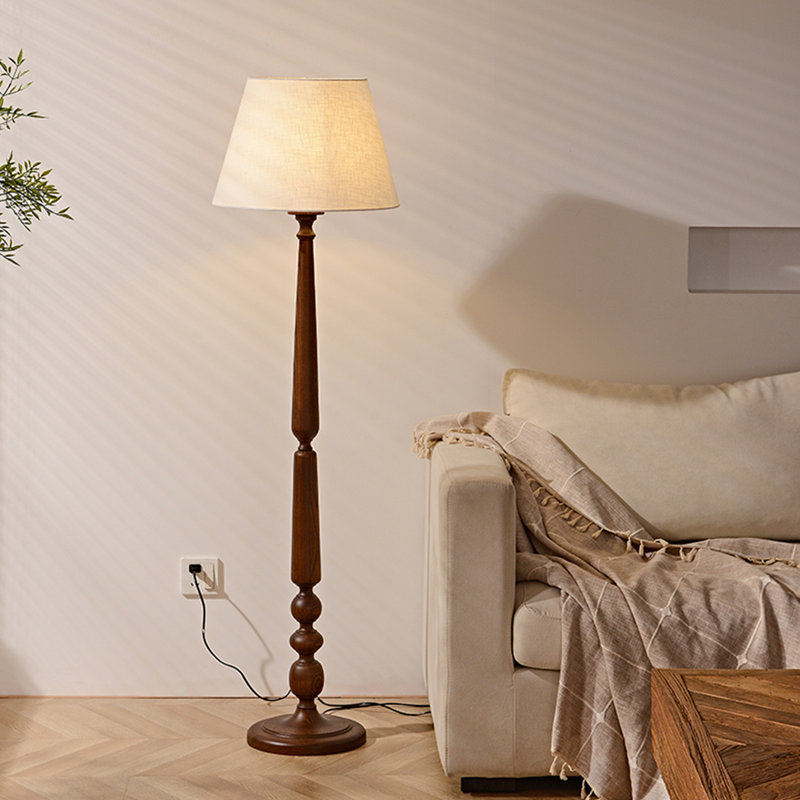 Lampe sur pied en bois massif et tissu de style français rétro