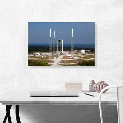NASA Atlas V avec GOES-R arrive à l'espace de lancement complexe 41 - reproduction de photo sur toile tendue