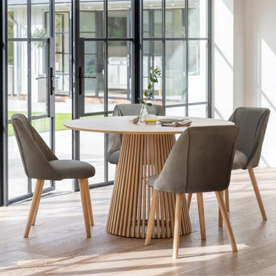 Willow Oak Dining Table Set - 4 Seater - Freya Mist Grey Dining Chairs - Whitewash Legs