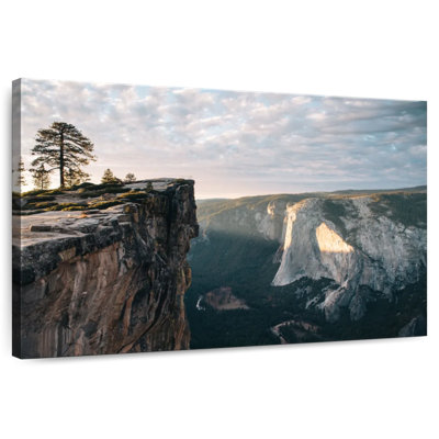 Alvord Taft Point Yosemite