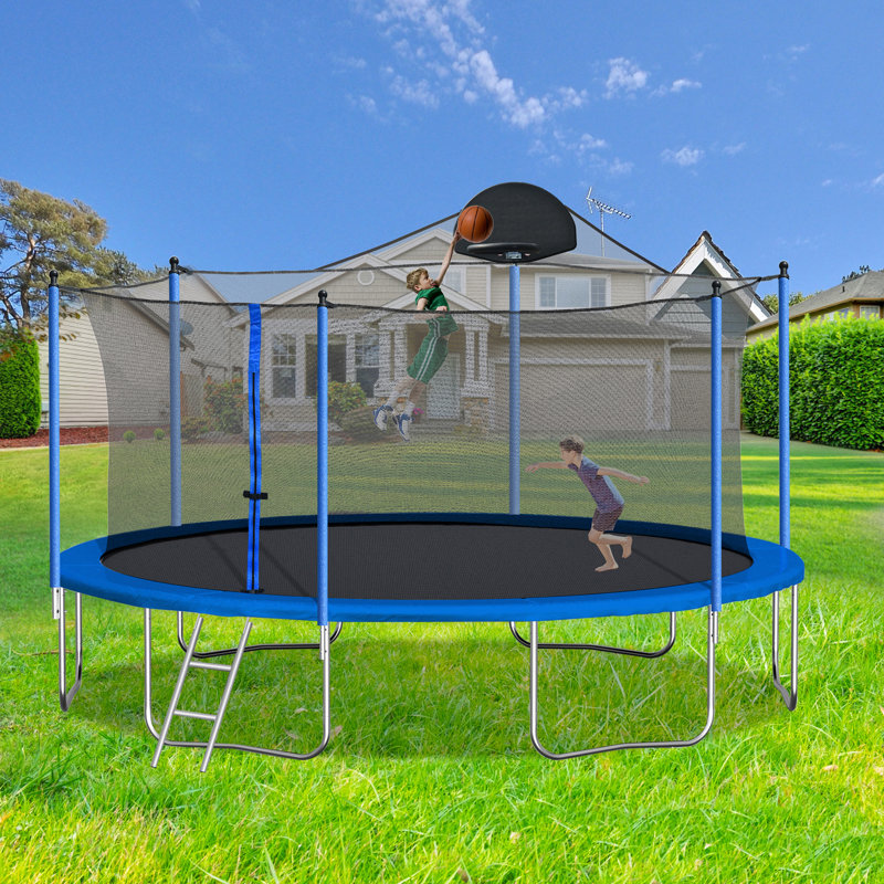 Trampoline de cour arrière avec enceinte sécuritaire SISTICker