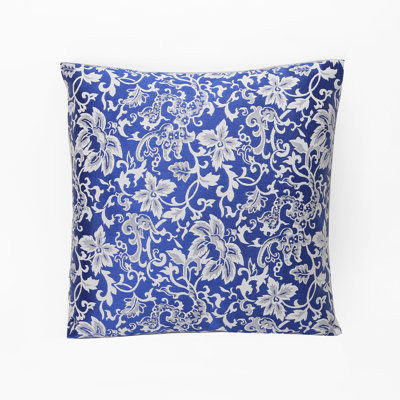 Coussin Brocade, bleu, motif floral blanc
