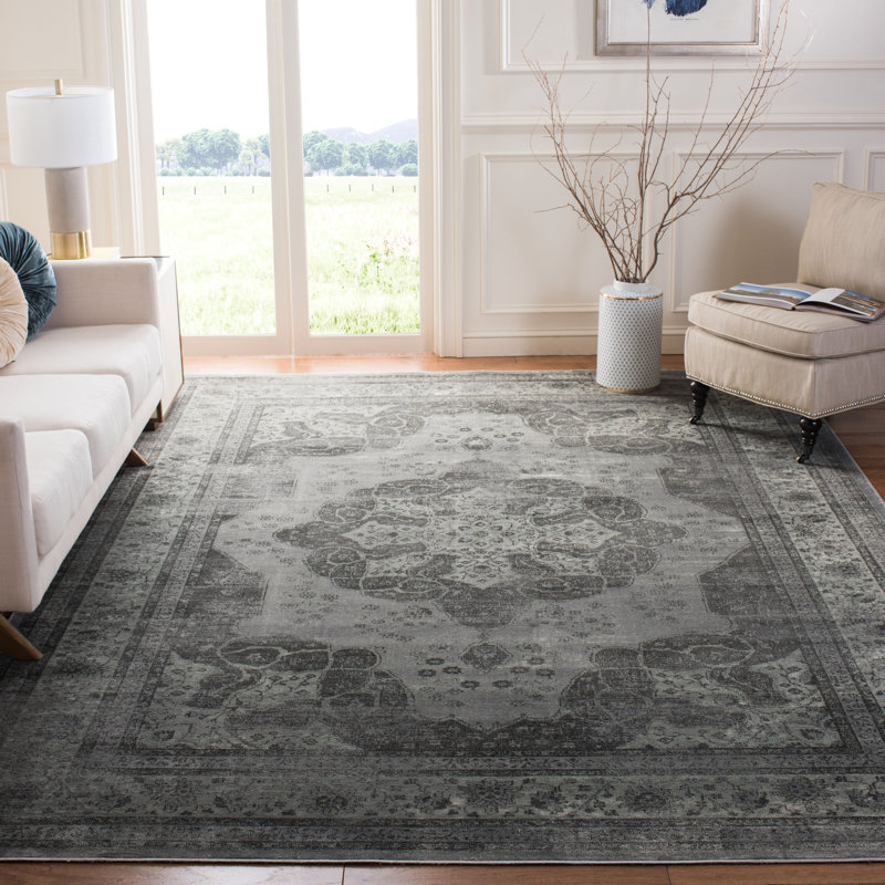 Moura Oriental Viscose Area Rug, Rectangle 122 x 170 cm