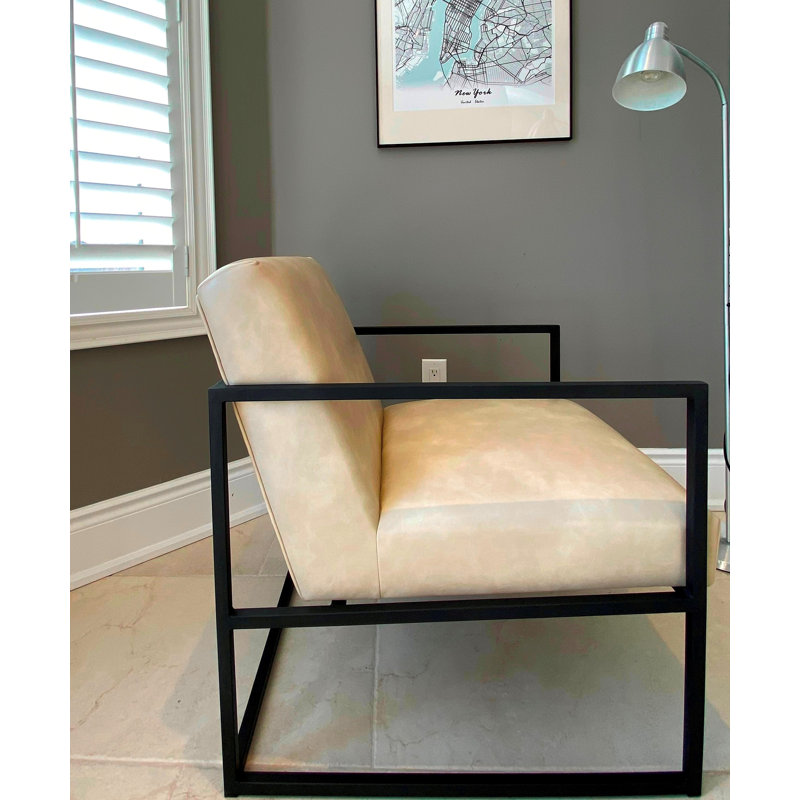 Fauteuil Antwanne conforme à la norme CAL117 de 25,75 po de largeur, Similicuir ivoire