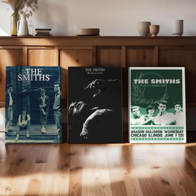 Ensemble de 3 affiches encadrées, toiles murales du groupe The Smiths - Reproductions de pochettes d'albums emblématiques et d'affiches de tournées pour la décoration d'une chambre de musicien, œuvres d'art vintage d'un groupe de rock, cadeau parfait pour les fans de rock indé et les mélomanes.