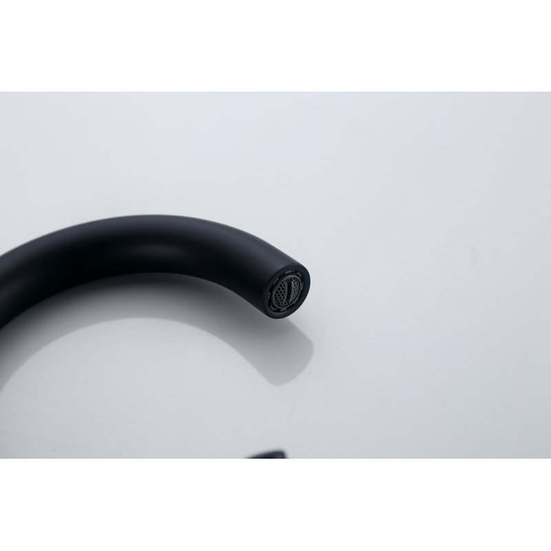 2-handle Bathroom Faucet with Drain Assembly, Matte Black