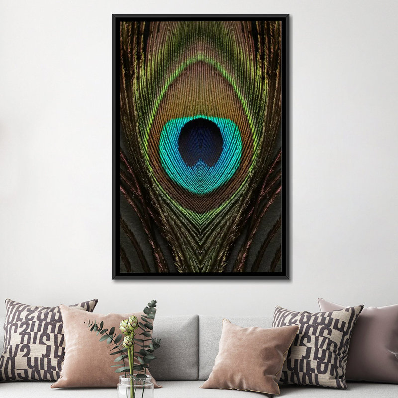 Symétrie du plumes peacock, impression sur toile, H 26 po x l 18 po x P 1,5 po, Toile avec cadre noir, Pas de tapis