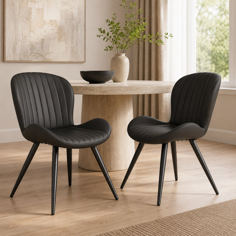Chaise rembourrée avec pieds en métal, Noir