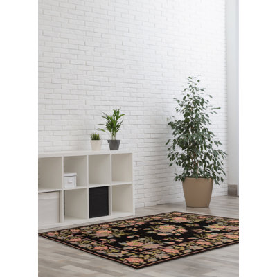 Tapisserie noire Gardiner kilim 3 pi 9 po x 5 pi 8 po