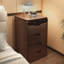 Bureau de coiffeuse en noyer avec miroir rabattable et commode spacieuse avec rangement et tiroirs-131095882