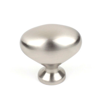 Builder's 1 1/4" Length Oval Knob Multipack