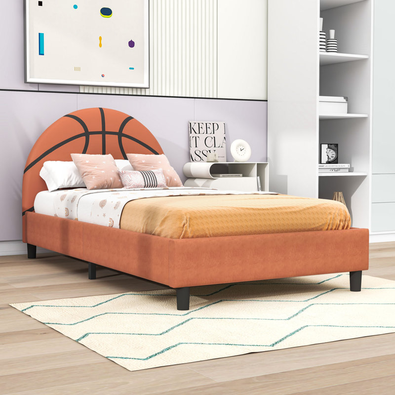 Lit plateforme tapissier simple avec tête de lit de style basketball et pieds centraux