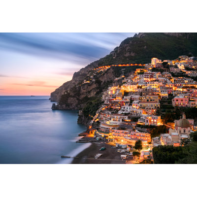 Ville côtière, côte méditerranéenne, soirée, Solerno, Italie