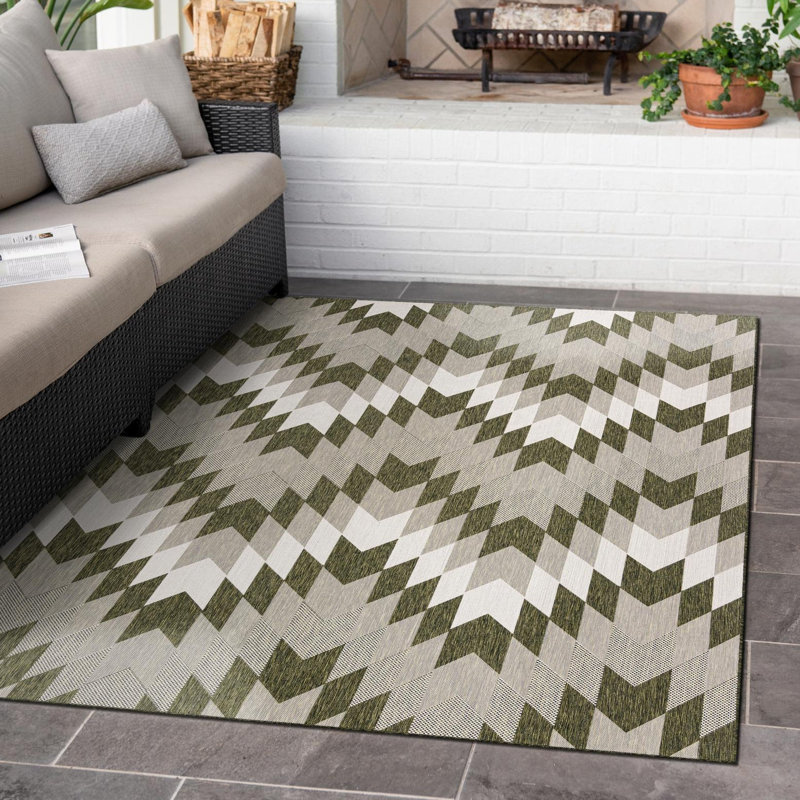 Blox Hower Indoor/Outdoor Area Rug, Rectangle 5'3" x 8'