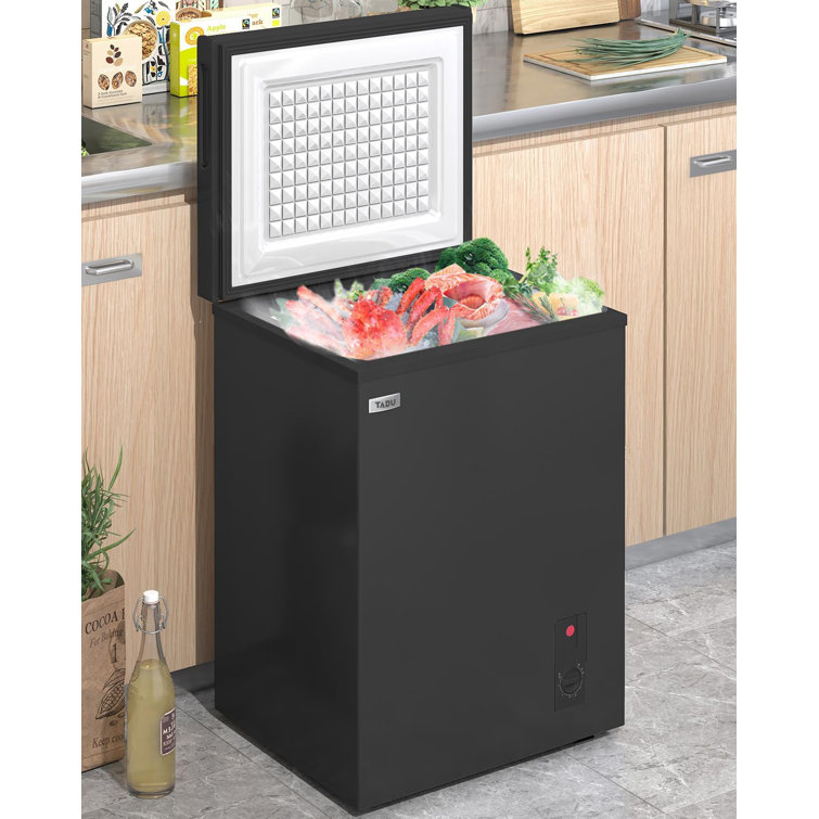 New Chest Freezer, 3.5 Cubic Feet Small Deep Freezer, Mini Deep Freezer  with Storage Basket and Adjustable Legs, Freezer Chest for Home, Kitchen,  Office, Bar