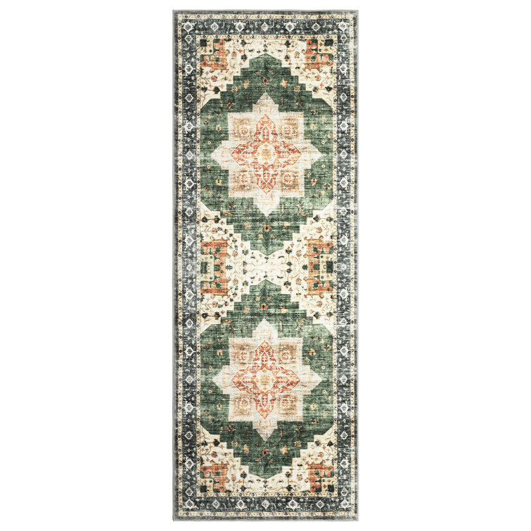 Carmelinda Washable Floral Indoor Rug