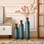 Ensemble de 3 vases en métal-127420840