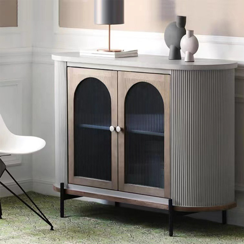 Petite vitrine française rétro