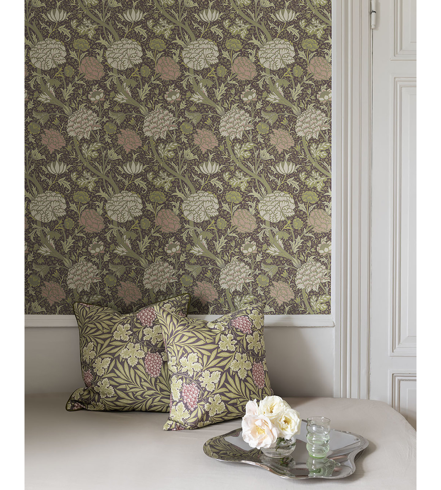 Floral Wallpaper, Plum