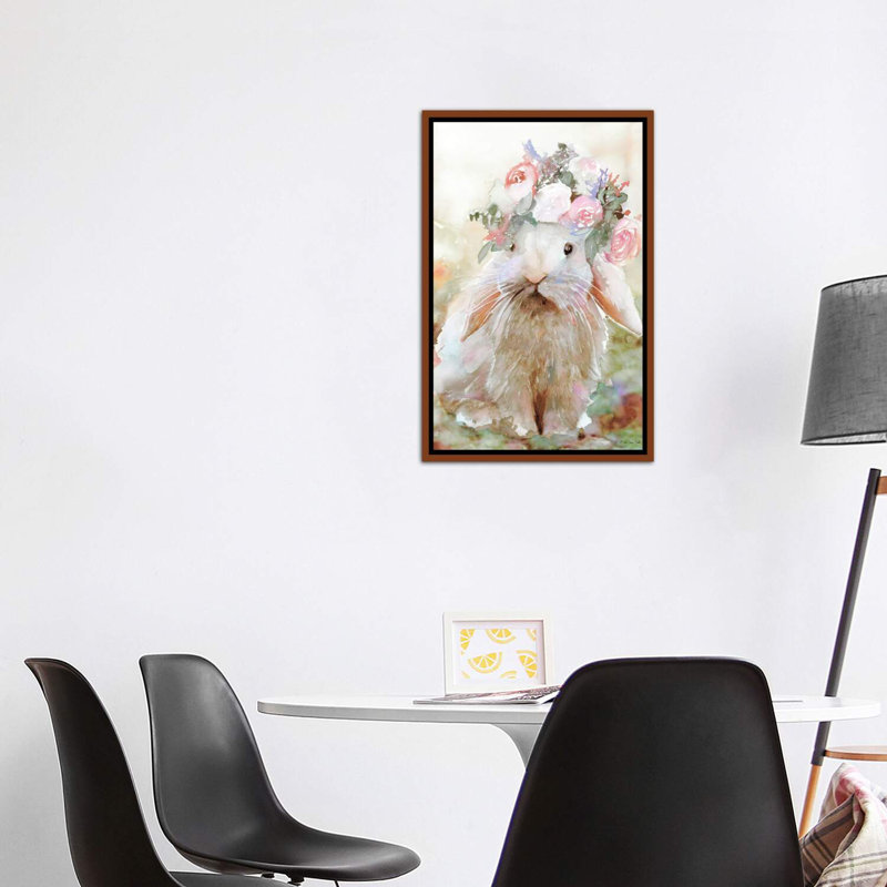 Bunny Sophia - reproduction d'art, Toile avec cadre en bois classique, H 40 po x l 26 po x P 1,5 po