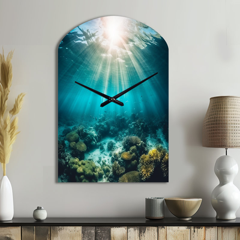 Horloge murale en métal Underwater Coral IV - Coastal Arch, Turquoise, Grand