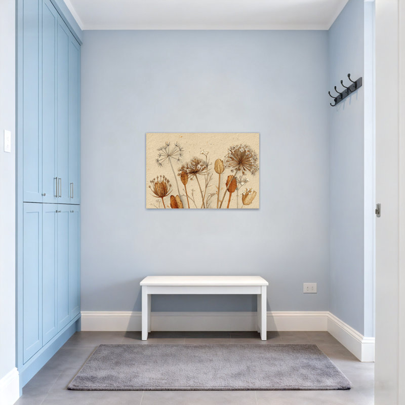 Plantes et fleurs fleurs séchées et graines sur fond beige, H 12 po x l 18 po