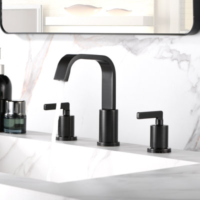 Widespread Bathroom Faucet with Drain Assembly