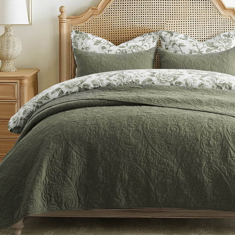 Paisley 100% Cotton Quilt Set 3 Pieces, King Quilt + 2 King Shams, Olive Green