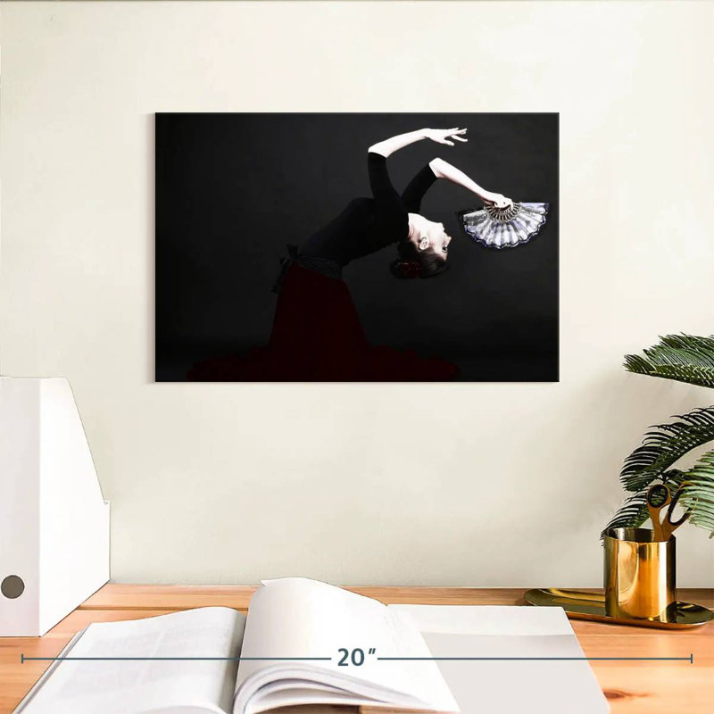 Enn Spanish Flamenco Dancer, 8" H x 12" W