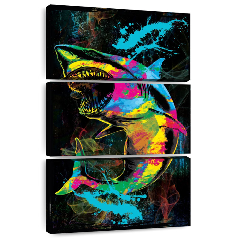 Requin grunge Brampt, H 38 po x l 24 po