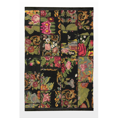 Karabakh Pattern Woven Base Machine Washable Rug