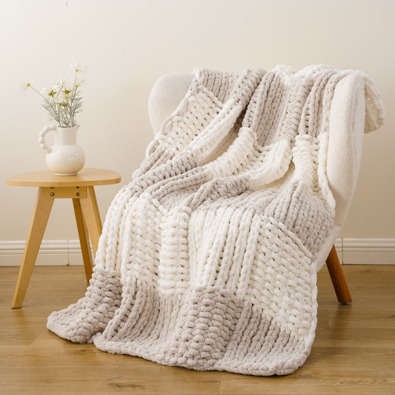 Battilo Home Chunky Knit Throw Blanket, Soft And Thick Chenille