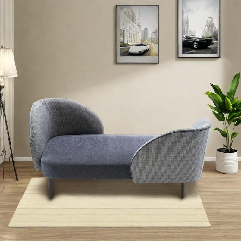 Chaise en bois massif luxueuse et confortable
