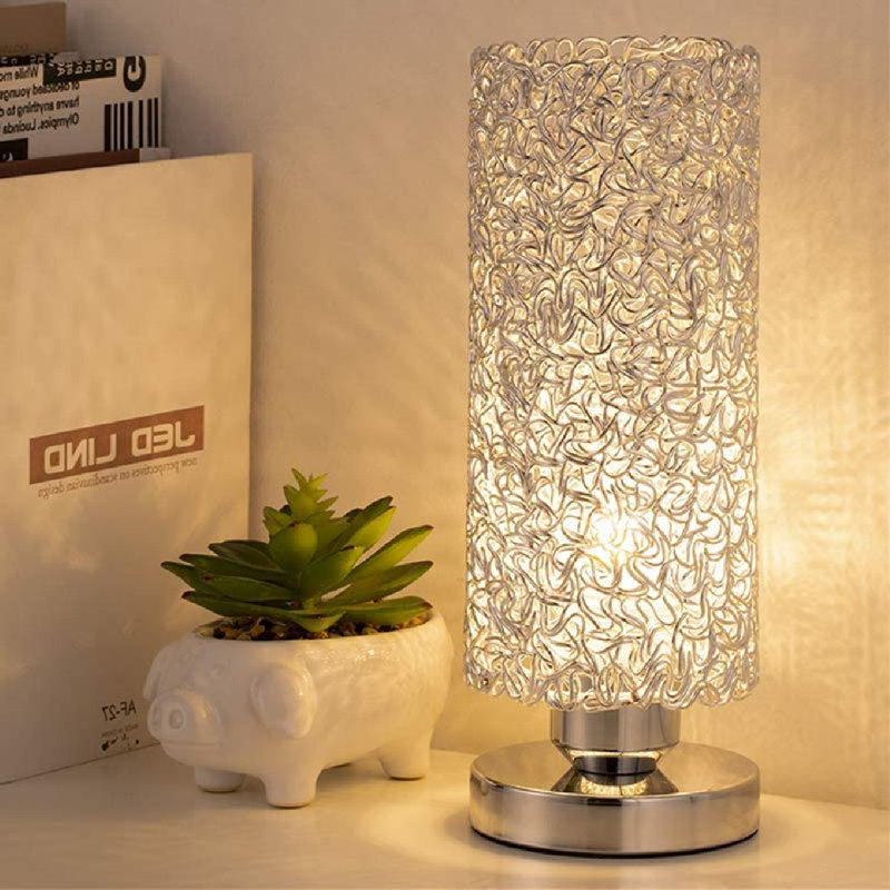 Lampe de table moderne avec abat-jour rond en métal argenté
