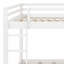 Lit superposé en bois traditionnel avec échelle-129390982
