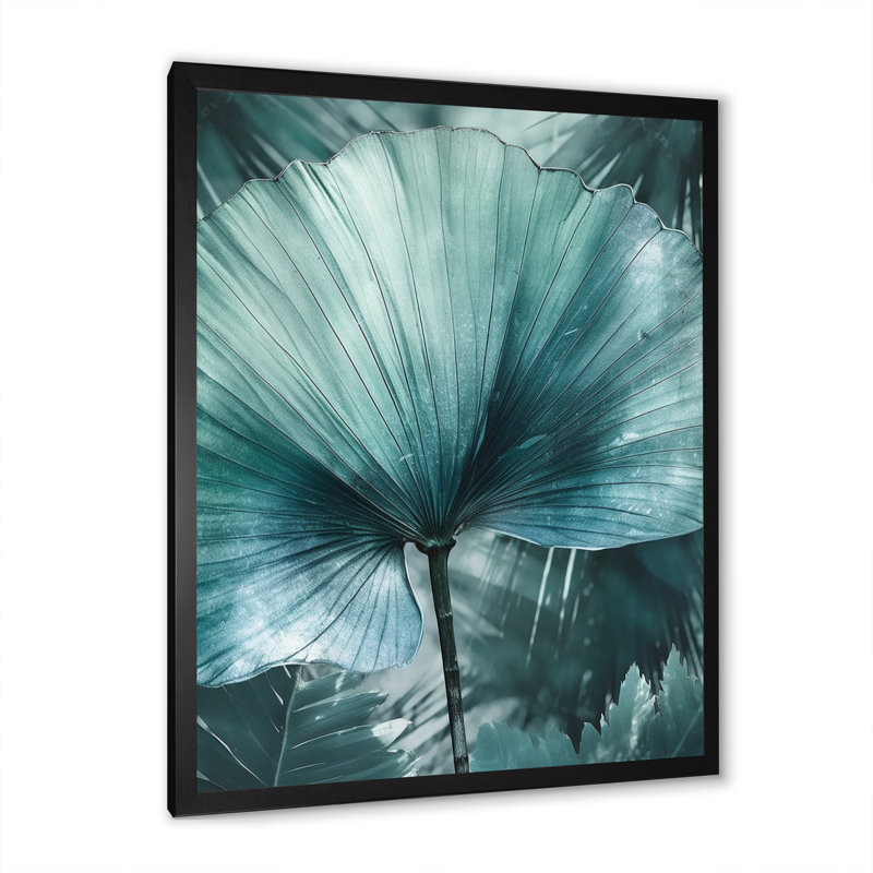 «Ginkgo Leaves Tropical V», reproduction sur toile, Cadre photo noir, H 44 po x l 34 po x P 1,5 po