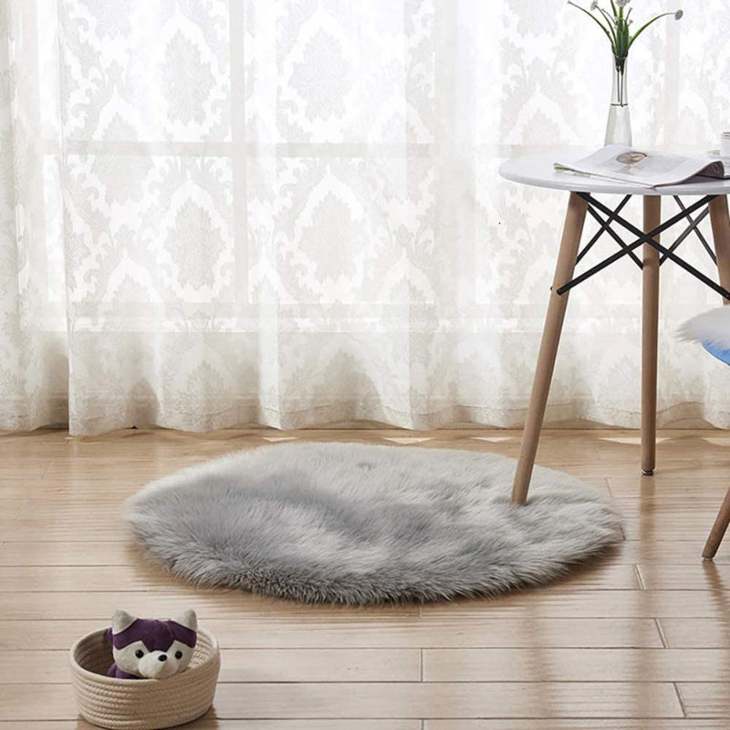 Glendine Faux Sheepskin Indoor Rug, Round 3'