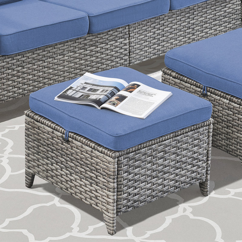Outdoor Lounge Chair