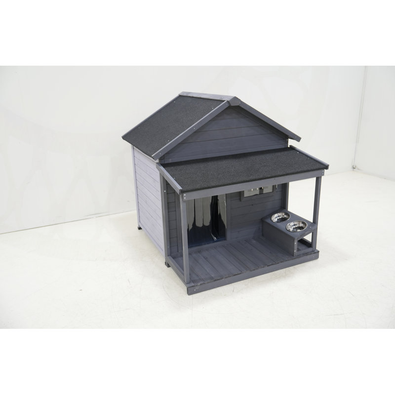 Niche pour chien résistante aux intempéries avec terrasse spacieuse et installations de nettoyage
