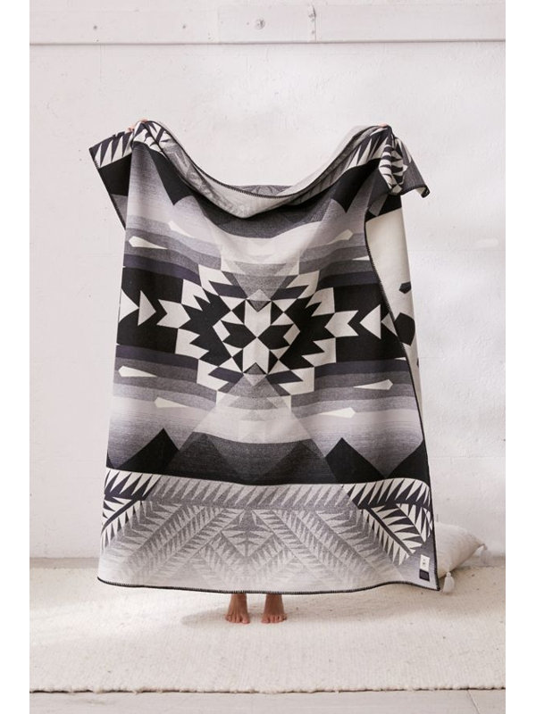 Pendleton Nike Throw
