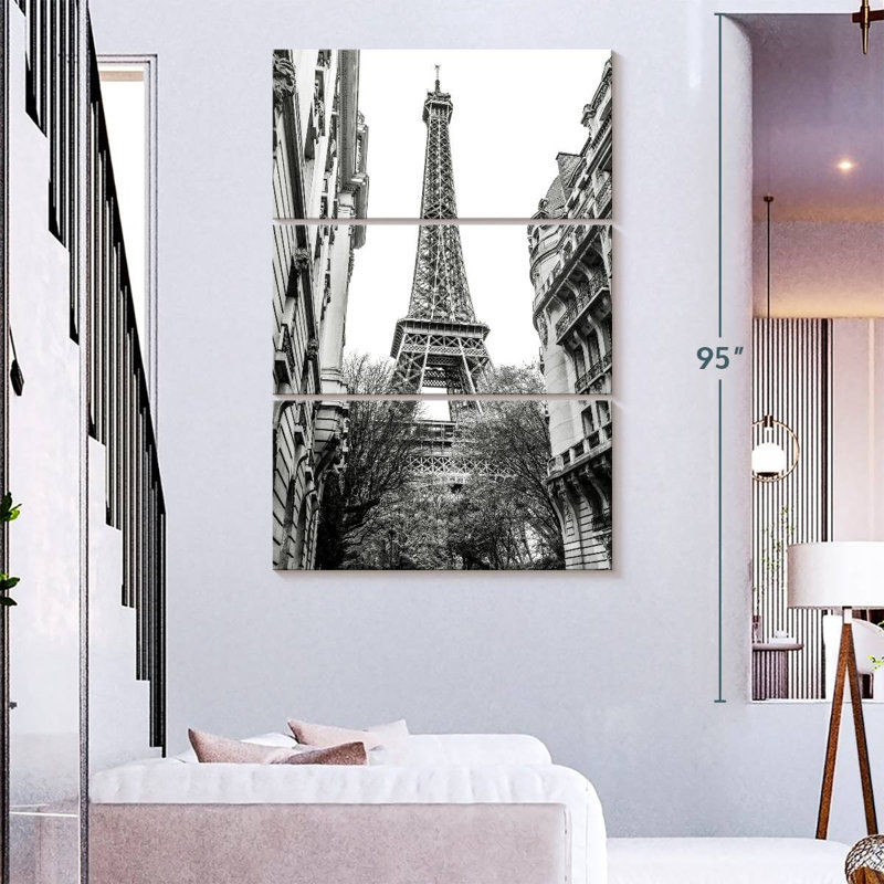 Nicci Monochrome Eiffel Tower I, 32" H x 20" W