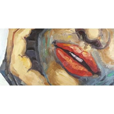 Irresistible lips closeup - 15.75"x31.50" Desk mat